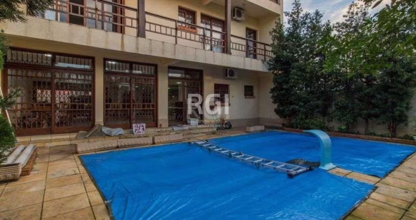 Sobrado para Venda - 499.98m², 4 dormitórios, sendo 3 suites, 4 vagas - Jardim Ipiranga