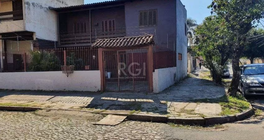 Casa para Venda - 180m², 3 dormitórios, sendo 1 suites, 3 vagas - Sarandi