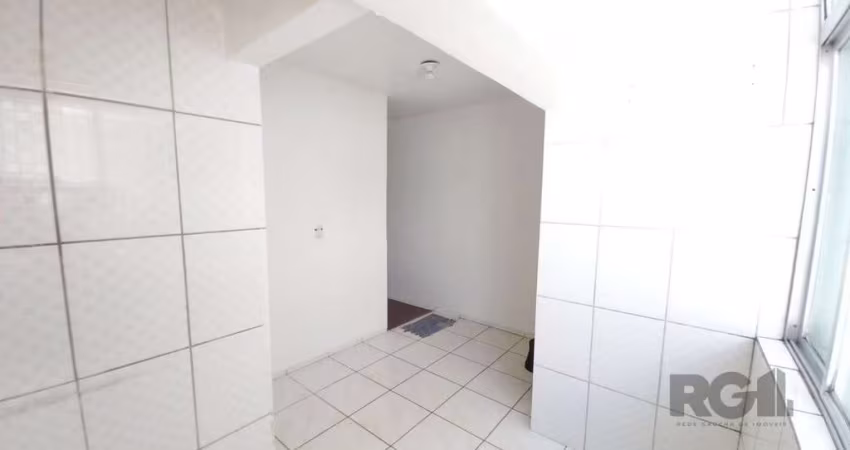 Apartamento com 02 quartos no Bairro Restinga.