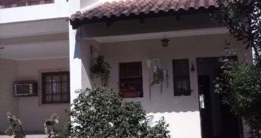 Casa Condominio para Venda - 239.71m², 3 dormitórios, sendo 1 suites, 2 vagas - Cavalhada