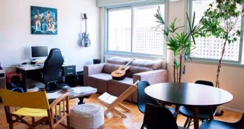 Apartamento para Venda - 63.73m², 2 dormitórios, 1 vaga - Centro Histórico