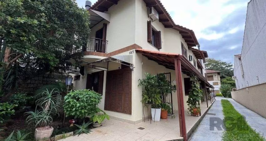 Casa em Condomínio em Teresópolis