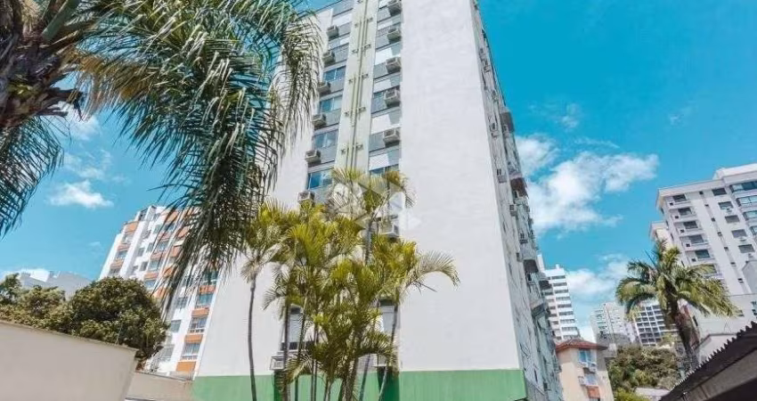 Apartamento de 72m² com 2 dormitórios, no bairro no bairro Mont Serrat.