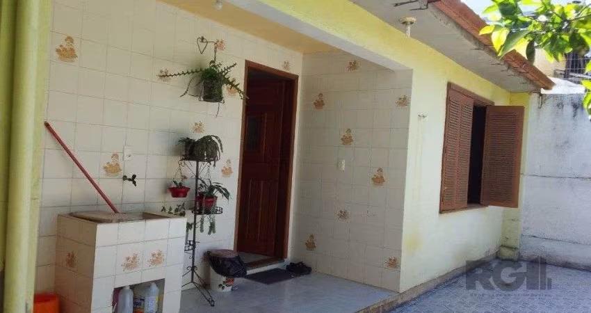 Casa de 4 quartos com 243,58m² no Bairro Lomba do Pinheiro
