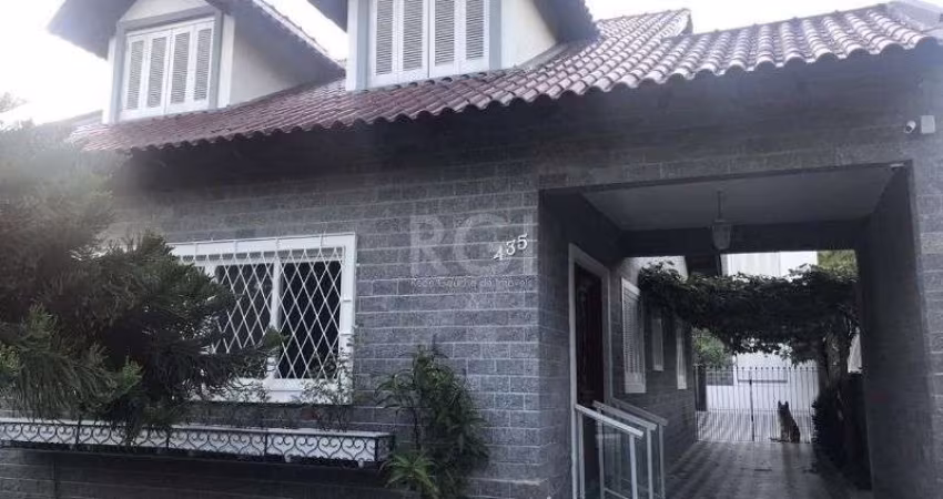 Casa para Venda - 242m², 3 dormitórios, sendo 1 suites, 3 vagas - Aberta dos Morros
