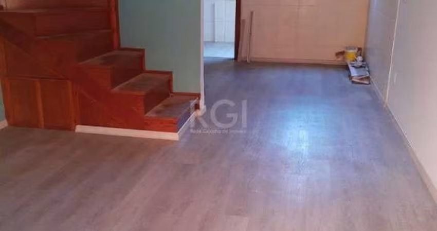 Casa Condominio para Venda - 82.14m², 3 dormitórios, sendo 1 suites, 1 vaga - Camaquã