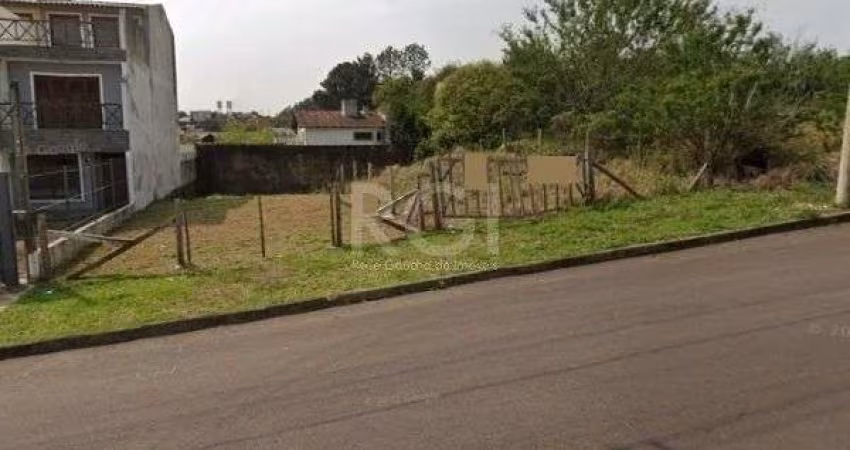 Terreno em Porto Alegre, no bairro Guarujá, à venda.