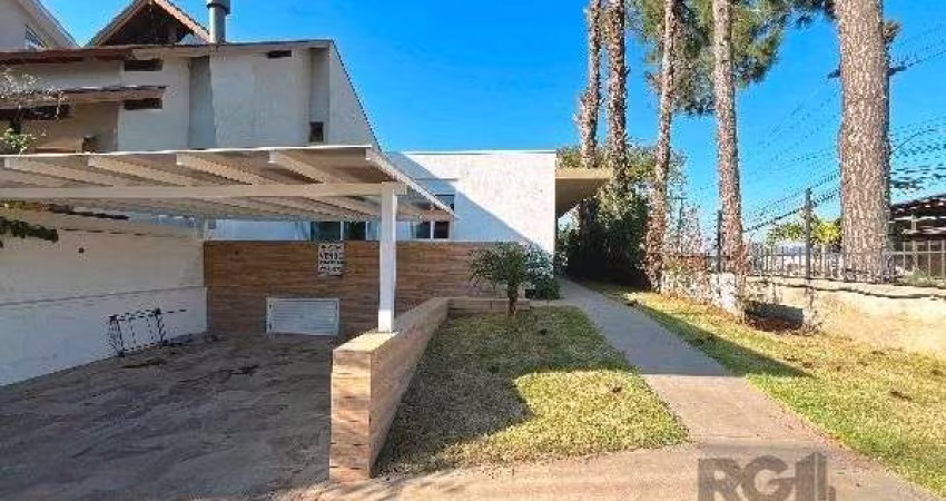 Casa Condominio em Porto Alegre, no bairro Hípica, com 3 dormitório(s), e 3 banheiros, à venda.
