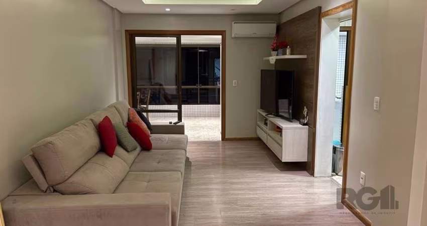Apartamento mobiliado, 3 dormitórios, 1 suíte, vaga de garagem, Bairro Vila Eunice
