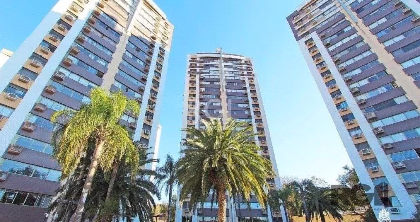 Apartamento de três dormitórios, suíte e duas vagas de garagem no bairro Higienópolis em Porto Alegre.
