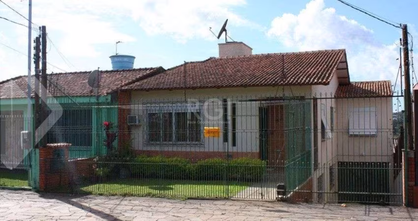 Casa para Venda - 246.24m², 5 dormitórios, sendo 1 suites, 4 vagas - Rubem Berta