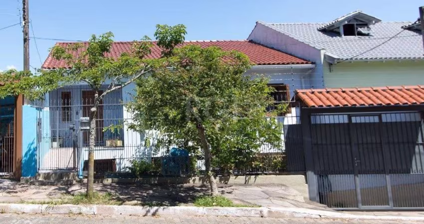Casa para Venda - 211m², 3 dormitórios, 3 vagas - Vila Nova
