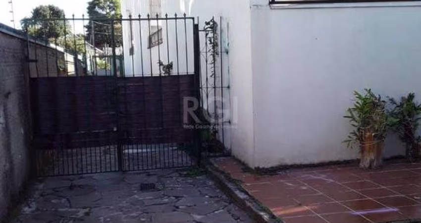 Casa para Venda - 50m², 2 dormitórios, Tristeza