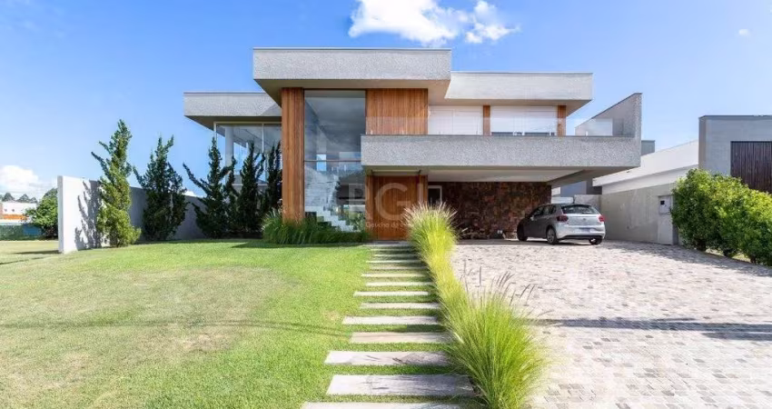 Casa Condominio para Venda - 380m², 3 dormitórios, sendo 3 suites, 6 vagas - Terra Ville