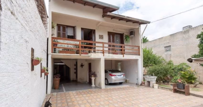 Casa para Venda - 161m², 3 dormitórios, 3 vagas - Nonoai