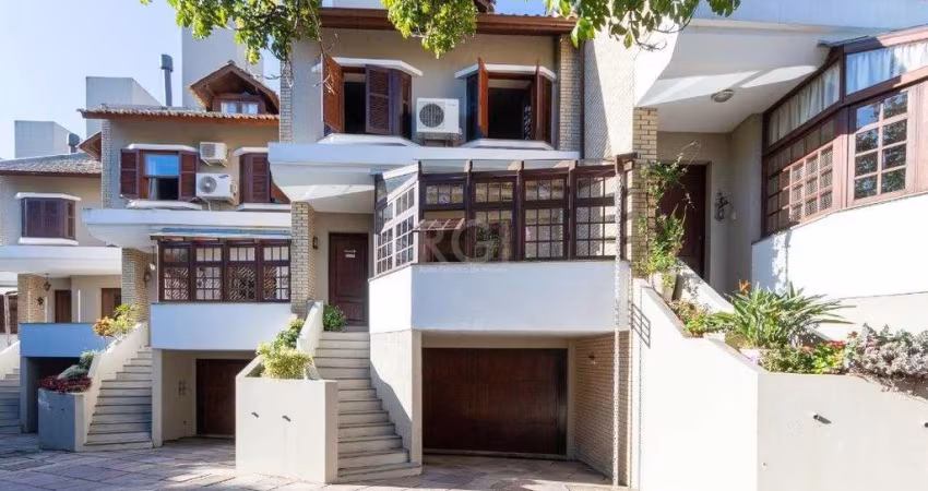 Casa Condominio para Venda - 317.93m², 4 dormitórios, sendo 3 suites, 2 vagas - Vila Conceição