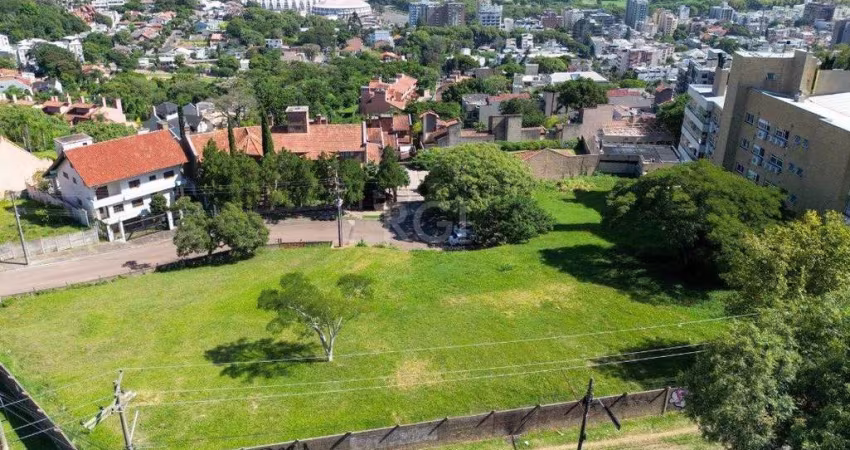 Excelente terreno à venda em Porto Alegre, localizado na Rua Correa Lima,