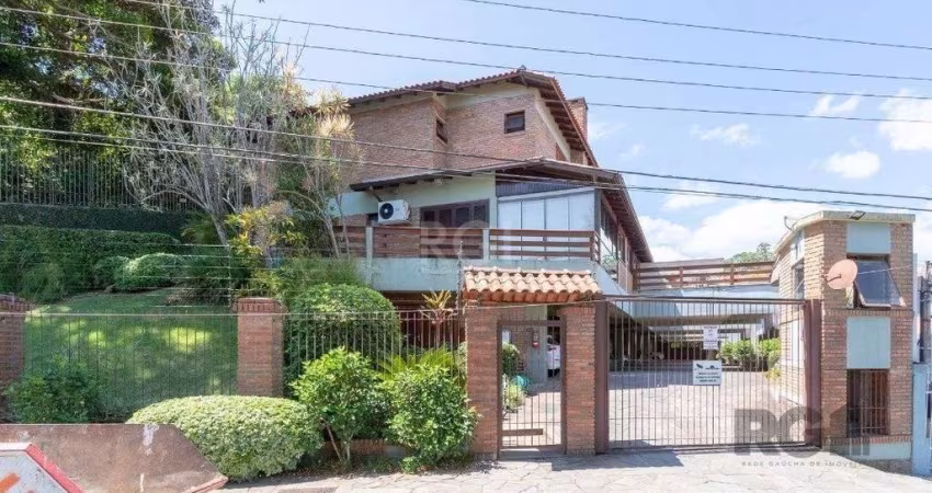 Casa em condomínio fechado para venda no bairro Jardim Isabel, com aproximadamente 197m² de área privativa,.