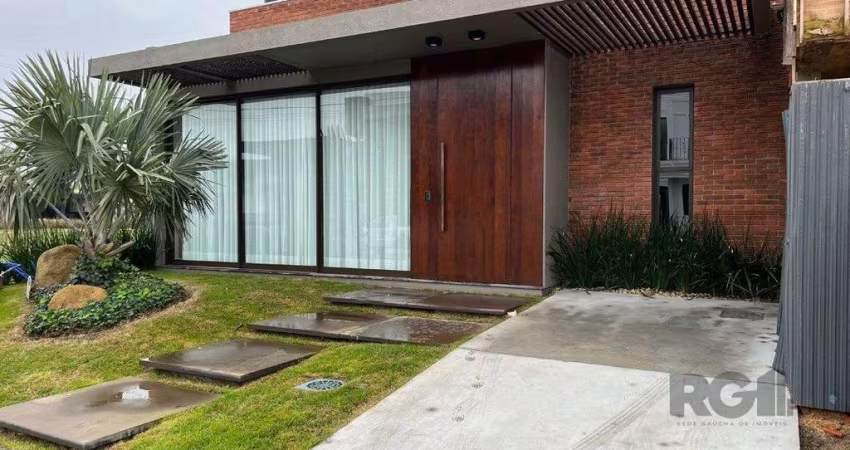 Casa em Condomínio em Centro