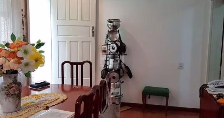 Casa para Venda - 250m², 5 dormitórios, 5 vagas - Jardim Botânico