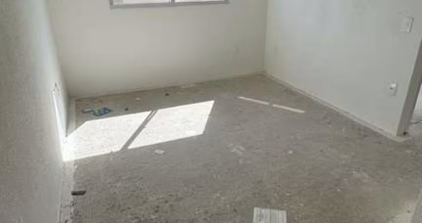 Apartamento com 02 quartos no Bairro Ipanema.