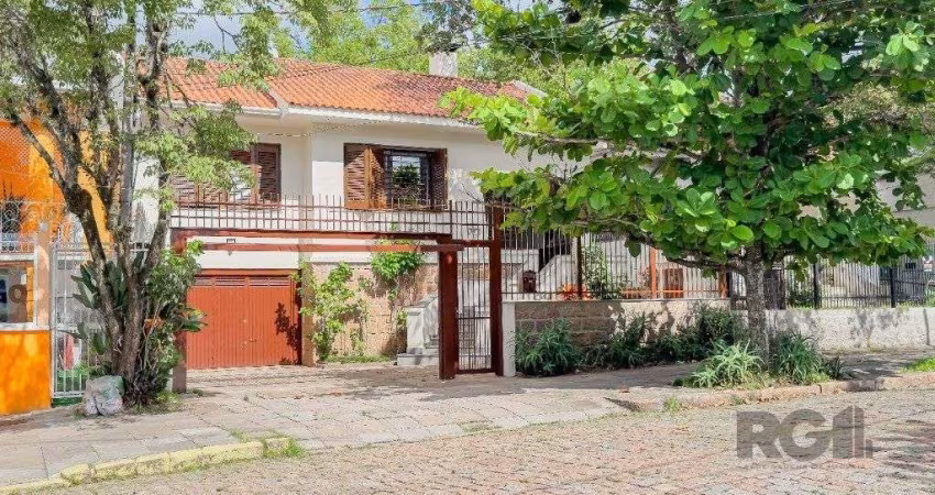 Casa com 3 Quartos e 2 vagas à venda, 344 m² por R$ 2.995.000,00