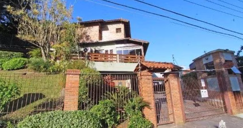 Casa Condominio para Venda - 258m², 3 dormitórios, sendo 1 suites, 2 vagas - Jardim Isabel