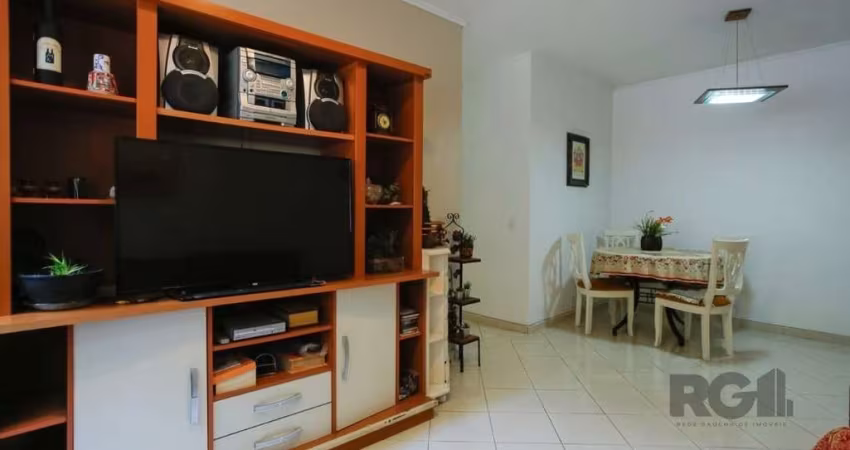 VENDA- Apartamento com 3 quartos sendo 1 suíte, 110m2 e vaga- Menino Deus