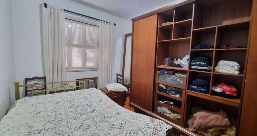 Apartamento de 02 Dormitórios no Centro Histórico