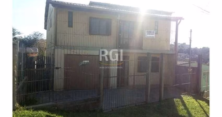 Casa para Venda - 634m², 2 dormitórios, sendo 1 suites, 3 vagas - Lomba do Pinheiro