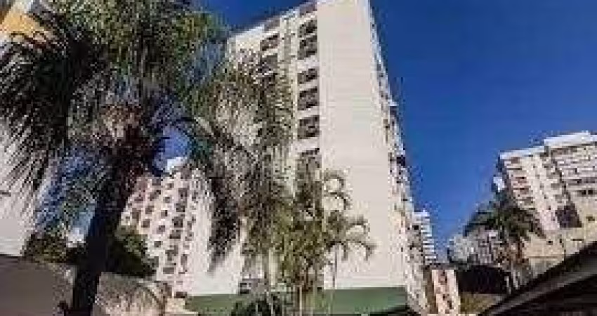 Apartamento de 72m² com 2 dormitórios, no bairro no bairro Mont Serrat.