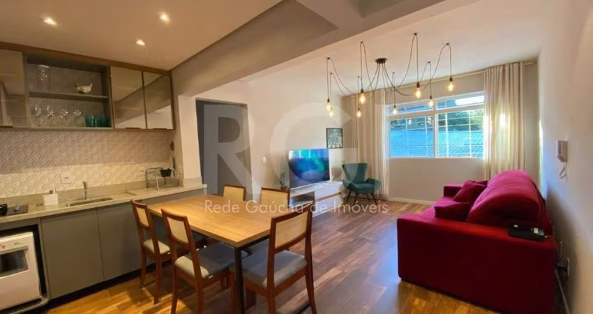 Apartamento 2 quartos com garagem no Menino Deus!