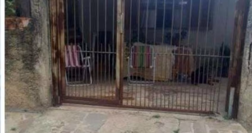 Casa de 2 Dormitórios no bairro Hipica