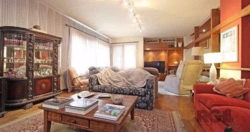Vende-se amplo apartamento 3 dorm c/ suíte, 2 vagas cobertas, dependência completa, living com sacada - 233m² - Moinhos de Vento