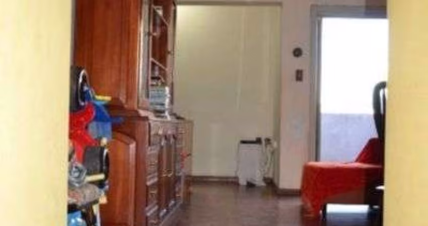 Apartamento em Porto Alegre, no bairro Cidade Baixa, com 2 dormitório(s), e 2 banheiros, à venda.