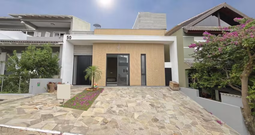 Casa Condominio em Porto Alegre, no bairro Hípica, com 3 dormitório(s), e 3 banheiros, à venda.