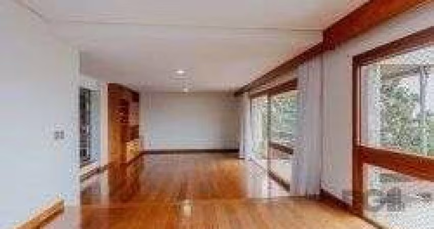 Vende-se amplo apartamento 3 quartos 2 vagas 4 banheiros - 200m² - Auxiliadora