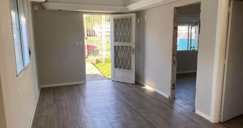 Casa de 2 dormitórios no bairro Santa Tereza