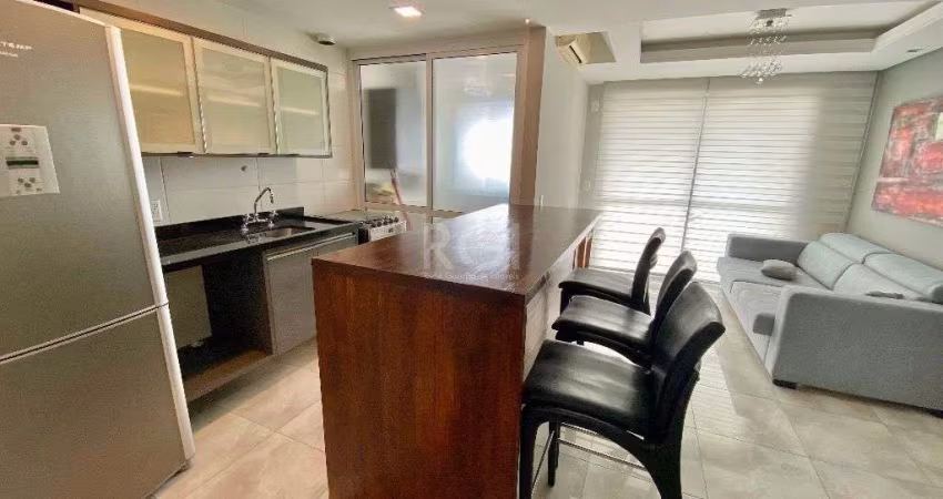 Apartamento Para Comprar  no Karpathos com 2 Dormitórios transformado em 1 suite com closet
