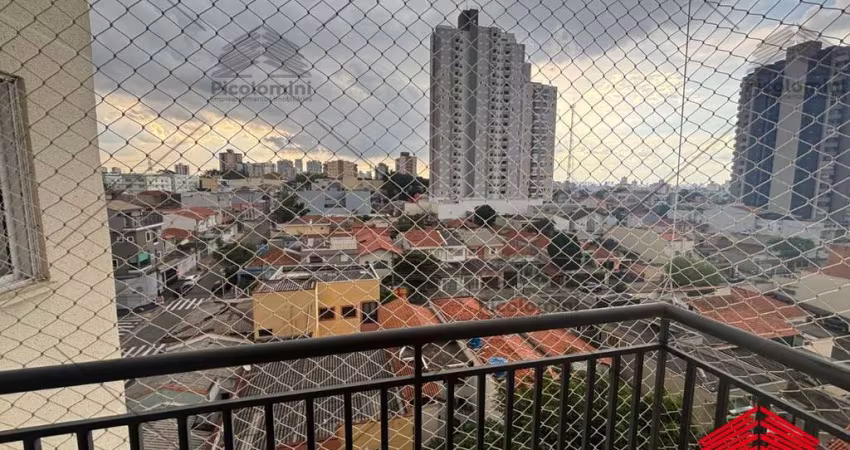 Apartamento a venda em Santo André, Bairro Campestre, 3 quartos, 1 suíte, reformado, móveis planejados, 2 vagas de garagem indianas, piscina.