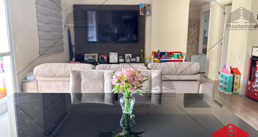 Apartamento na Mooca, com 3 dormitórios, 1 suíte, varanda gourmet , envidraçada 1 vaga de garagem próximo Rua da Mooca e Avenida Paes de Barros