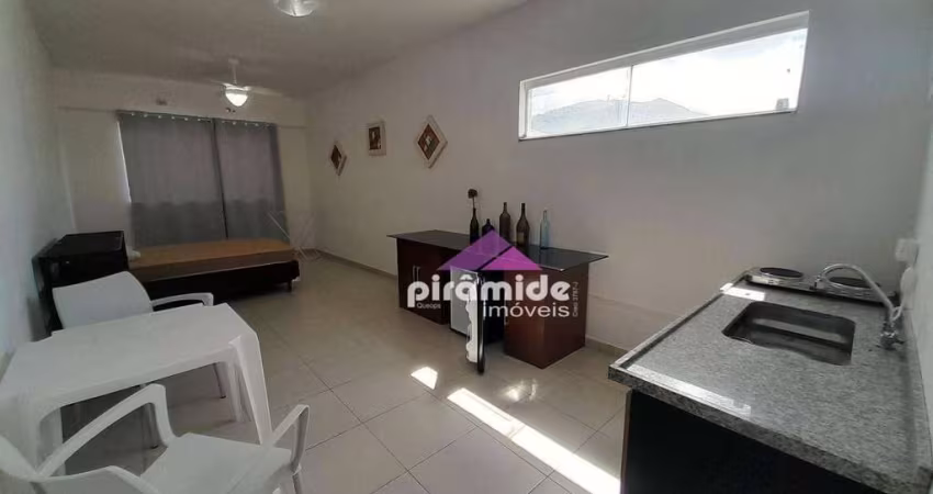 Kitnet com 1 dormitório para alugar, 33 m² por R$ 1.600,00/mês - Centro - Caraguatatuba/SP