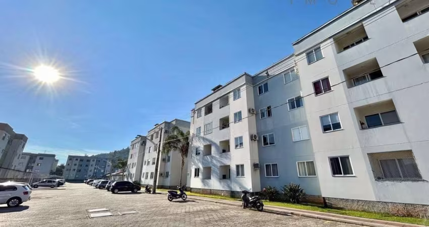 Apartamento no bairro Fundos - Biguaçu