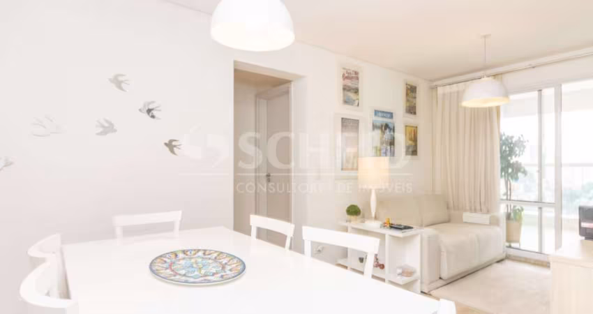 Apartamento á Venda no Campo Belo com 68m², 2 quartos sendo 1 suíte, 1 vaga.