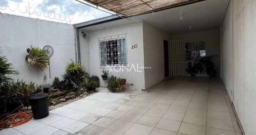 Casa a venda com 2 quartos, piscina e uma grande edícula no Neves