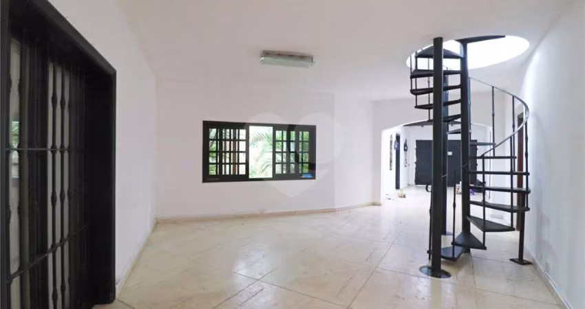 Casa com 11 quartos à venda em Alto De Pinheiros - SP