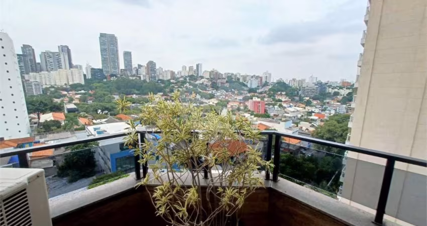 Apartamento com 4 quartos à venda ou para locação em Vila Madalena - SP
