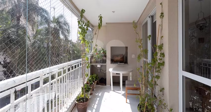 Apartamento com 3 quartos à venda ou para locação em Alto Da Lapa - SP