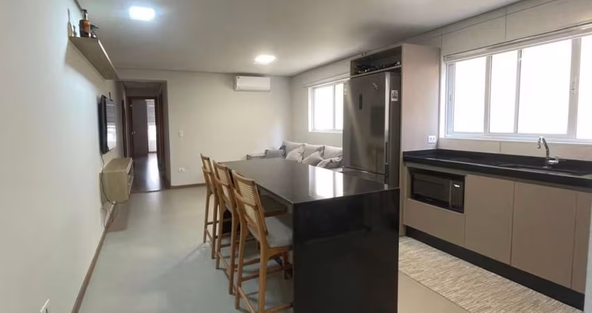 Apartamento á venda no Ed. Bataglini, Zona07.