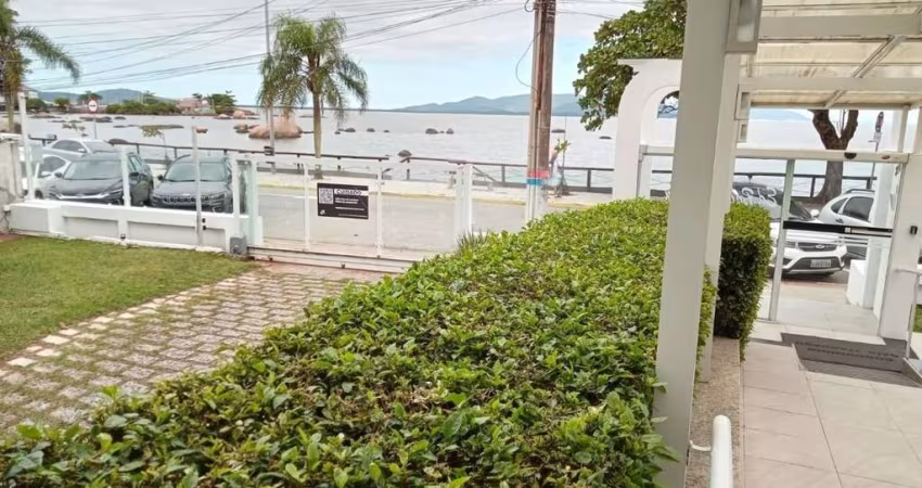 Apartamentos em Coqueiros